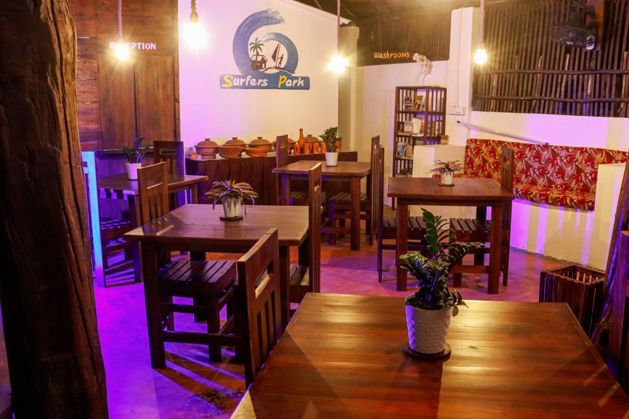Surfers Park Arugambay Acomodação com café da manhã Baía de Arugam Exterior foto