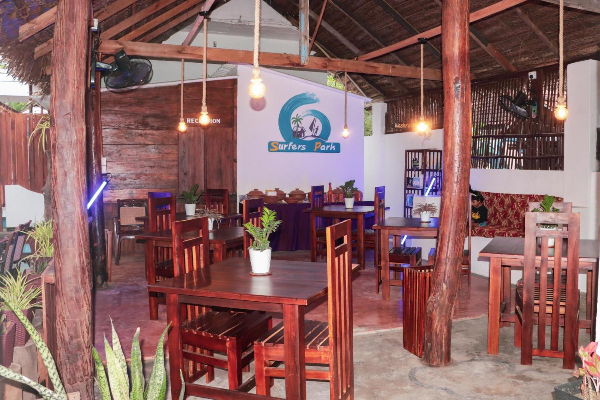 Surfers Park Arugambay Acomodação com café da manhã Baía de Arugam Exterior foto